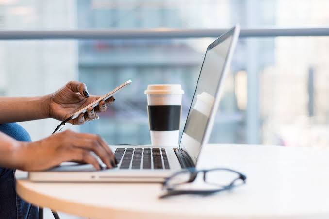 10 Best-Paid Careers in the UK Without a University Degree